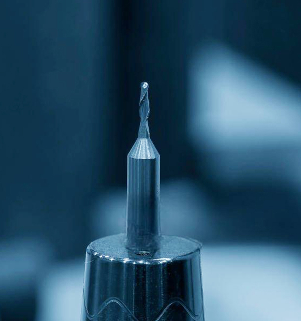 micro-meter-end-mill-for-eyewear
